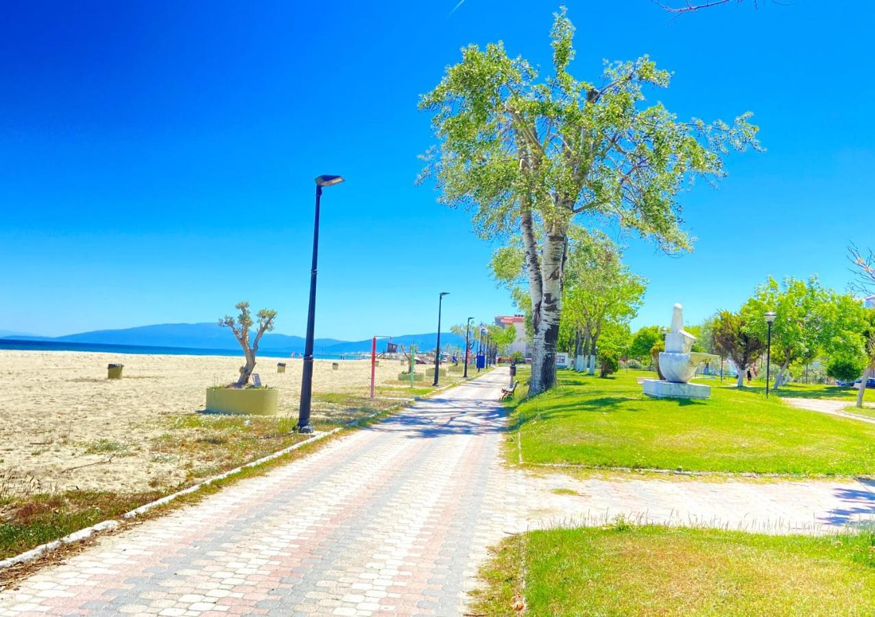 Apartment Radosevic Olympiakí Aktí Екстериор снимка