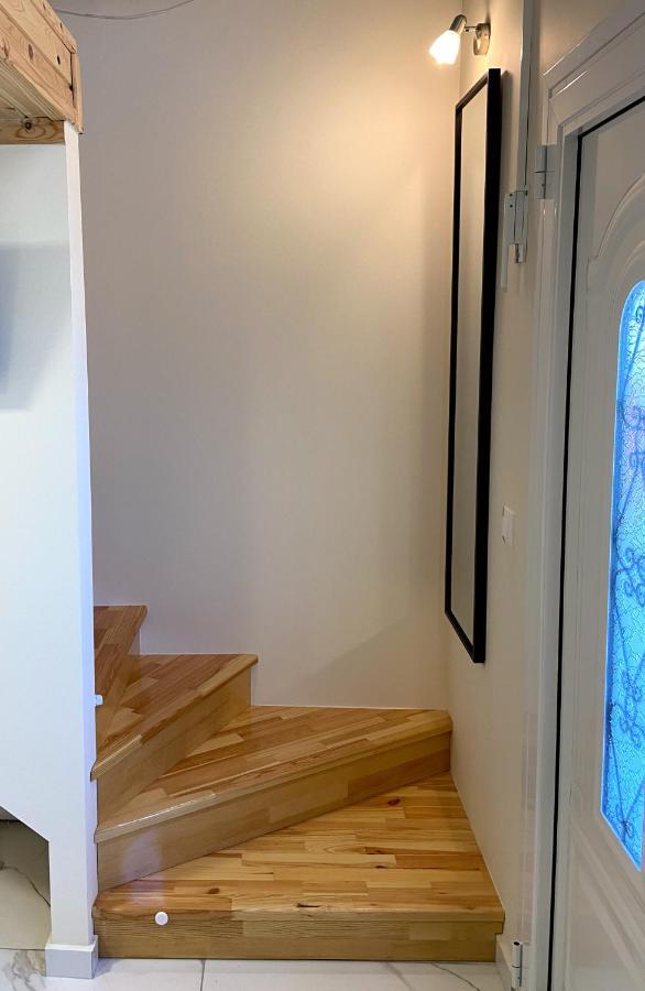 Apartment Radosevic Olympiakí Aktí Екстериор снимка
