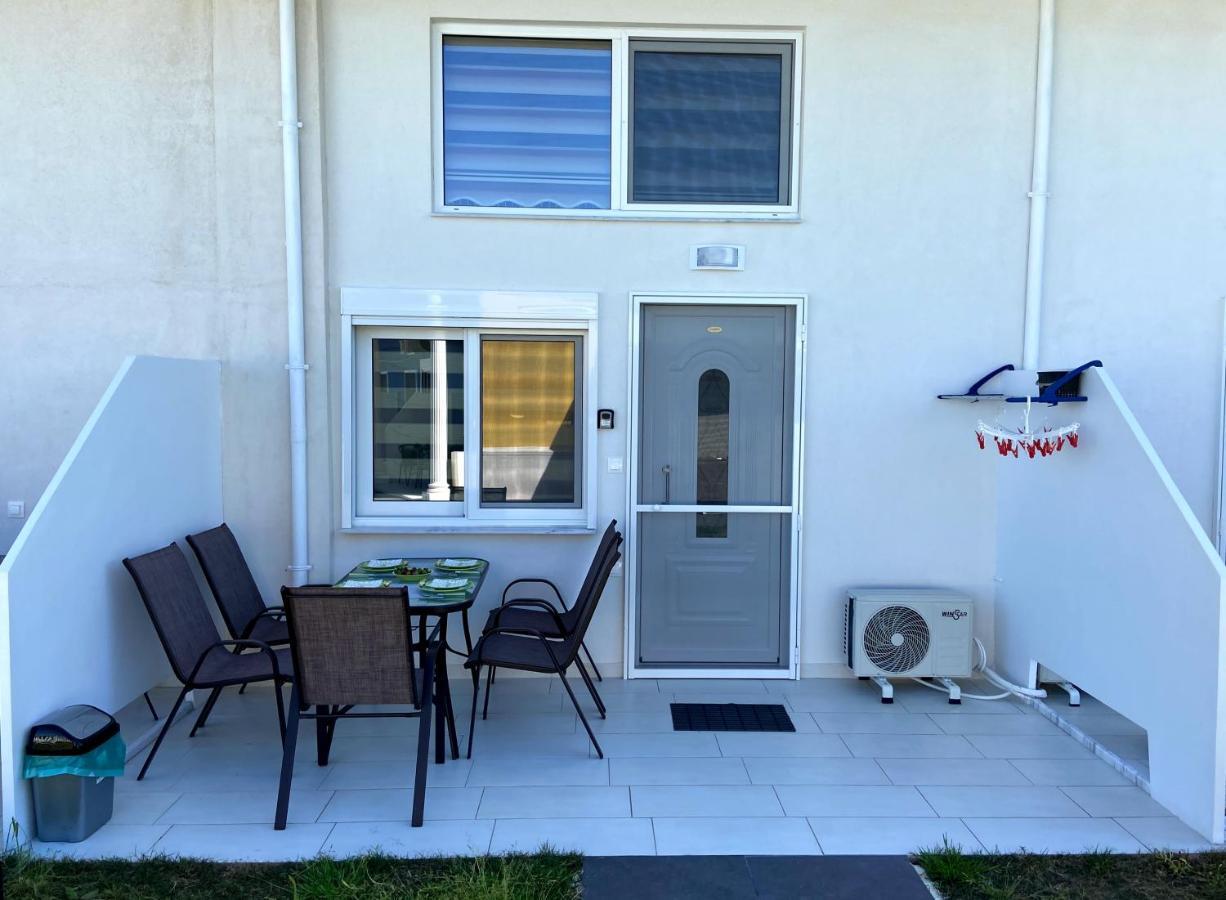 Apartment Radosevic Olympiakí Aktí Екстериор снимка