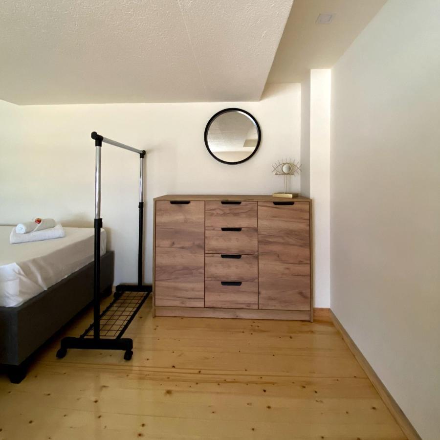 Apartment Radosevic Olympiakí Aktí Екстериор снимка