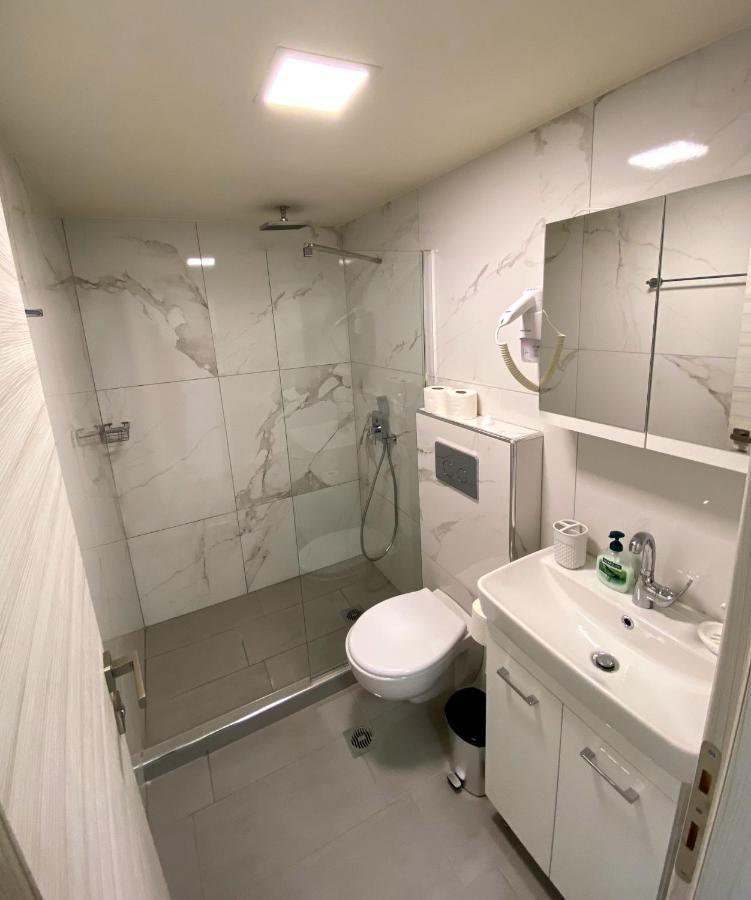 Apartment Radosevic Olympiakí Aktí Екстериор снимка