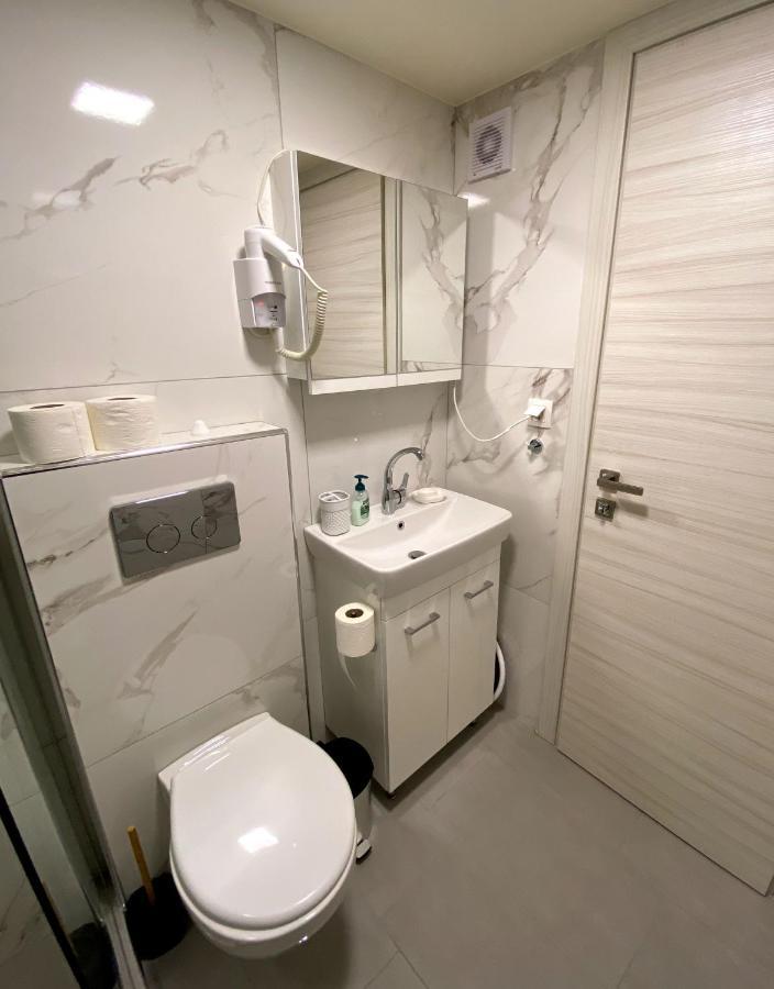 Apartment Radosevic Olympiakí Aktí Екстериор снимка