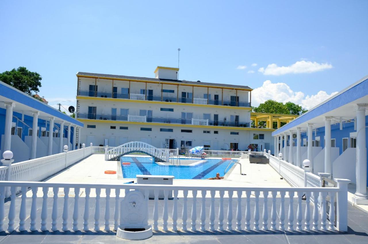 Apartment Radosevic Olympiakí Aktí Екстериор снимка